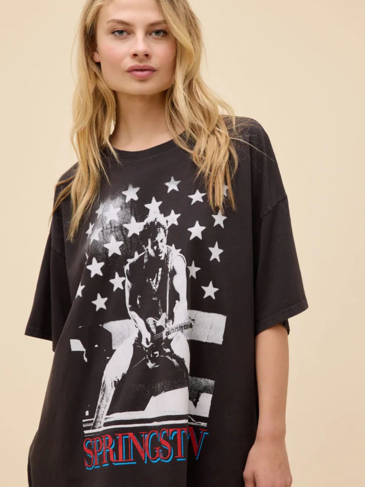 DAYDREAMER Bruce Springsteen Rockin America Merch Tee in Black