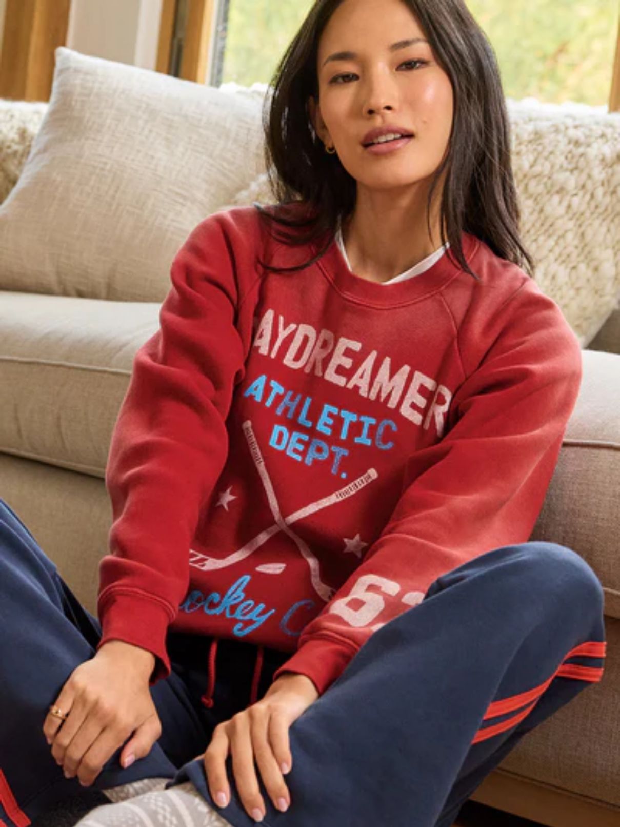 DAYDREAMER Hockey Club Vintage Raglan Sweatshirt