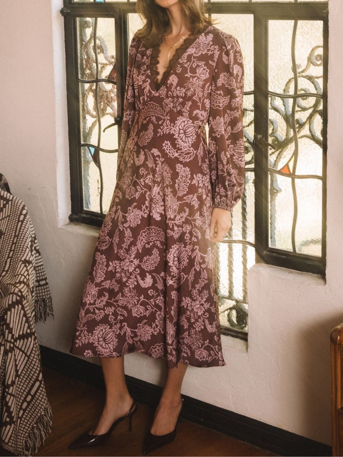 Floral Printed Lace V-Neck Maxi Dress in Brown & Pink