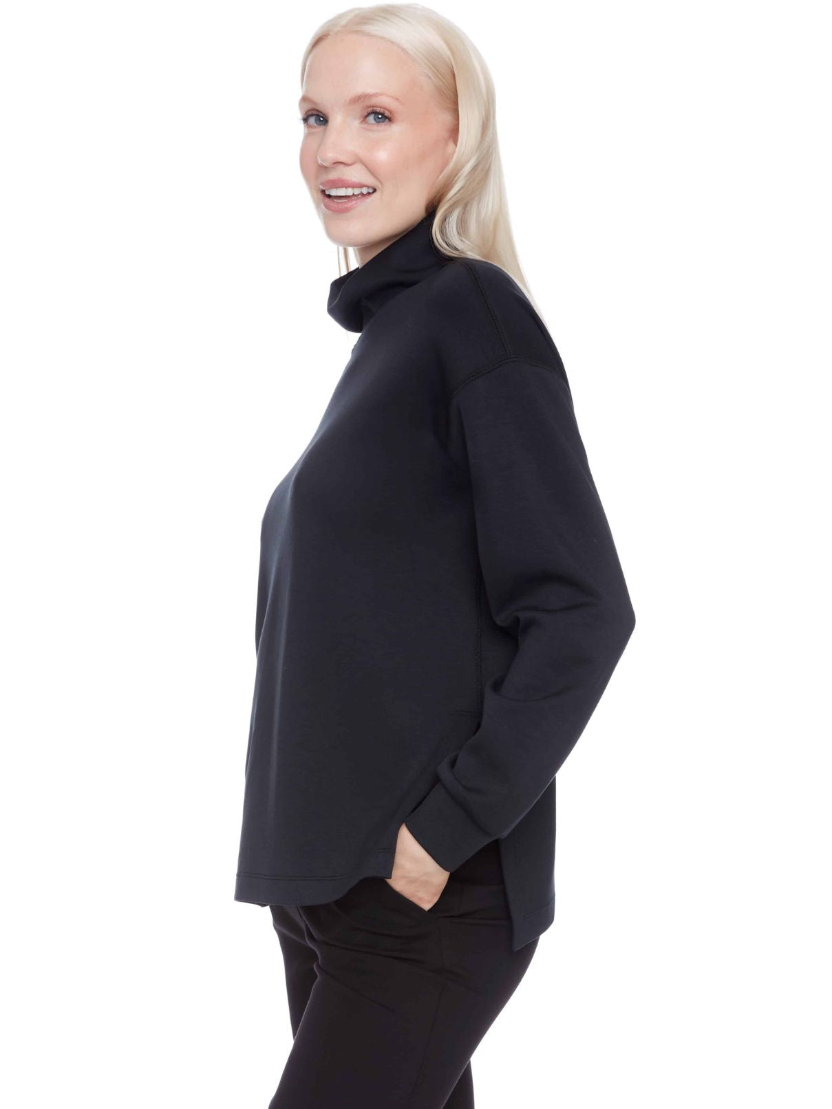 I Love Tyler Madison Helen Turtleneck in Black