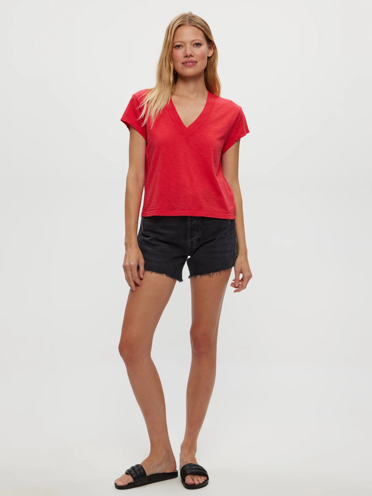 Michael Stars Harlan Cropped V-Nk Front Tee in Rumba