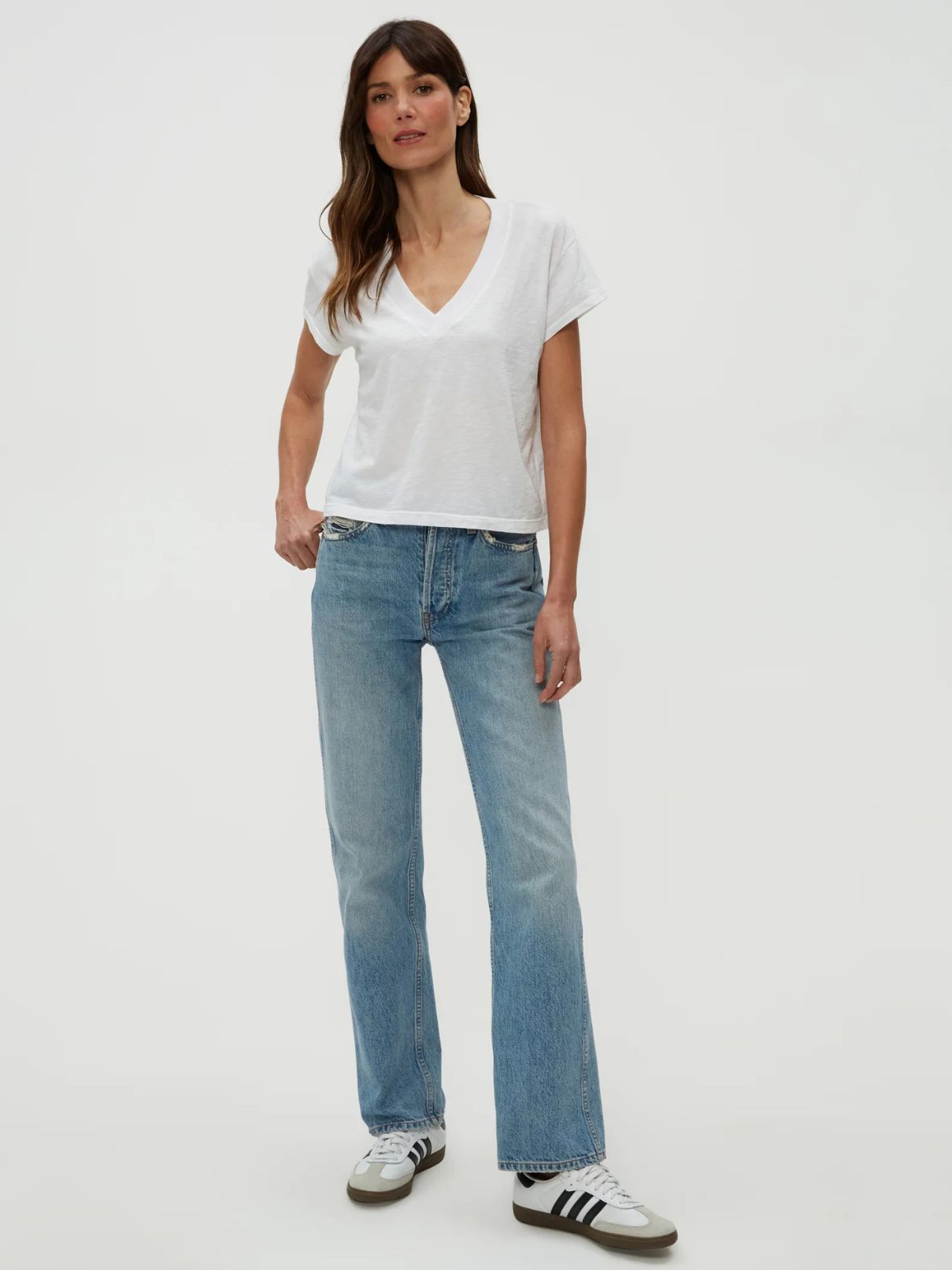 Michael Stars Harlan Cropped V-Nk Front Tee in White