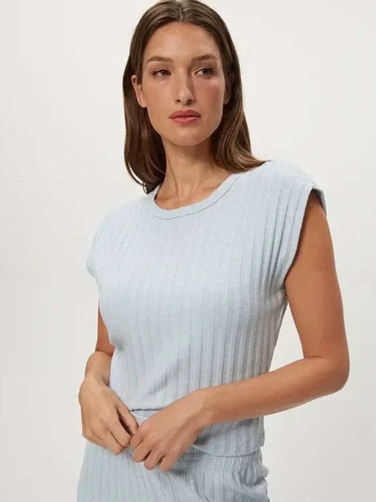 Michael Stars Jinny Power Shoulder Tee in Splash