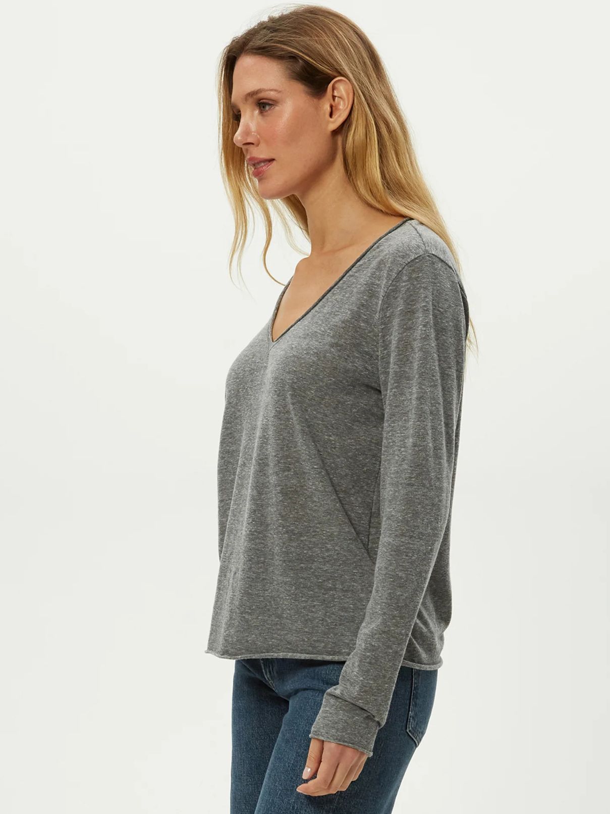  Michael Stars Kailee V Neck L/S Tee 