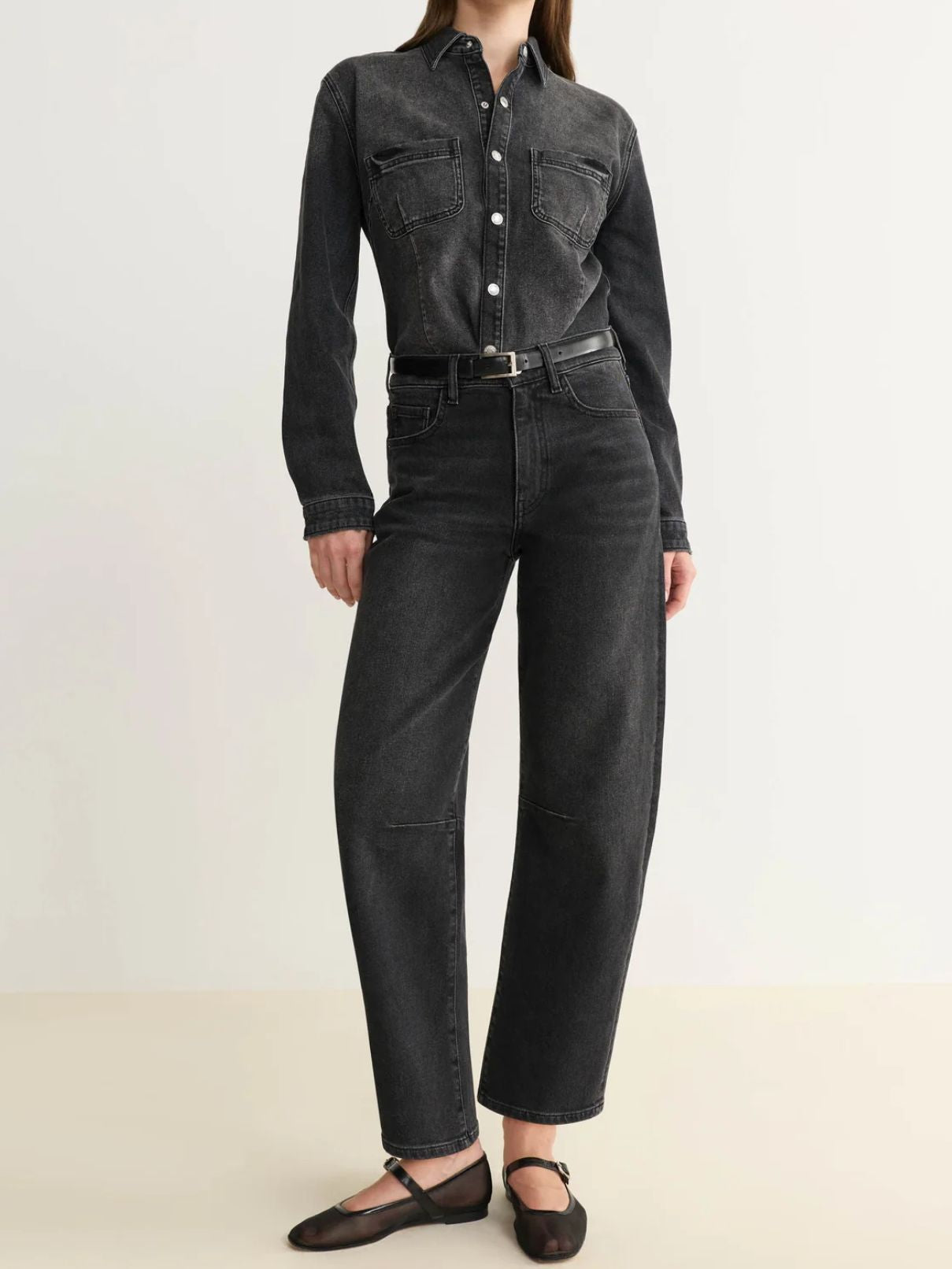 New Girl Soft Curve Barrel Jean in In The Night