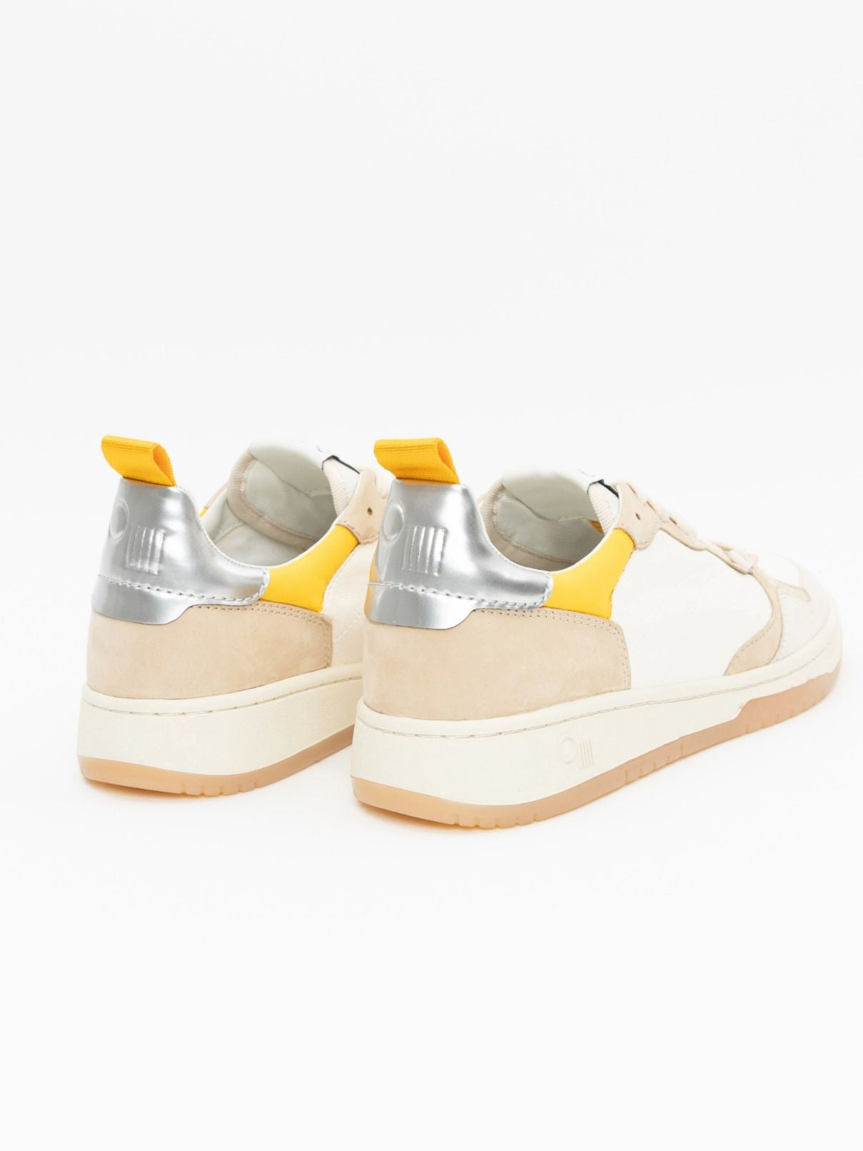 Oncept Phoenix Sneaker in Vanilla