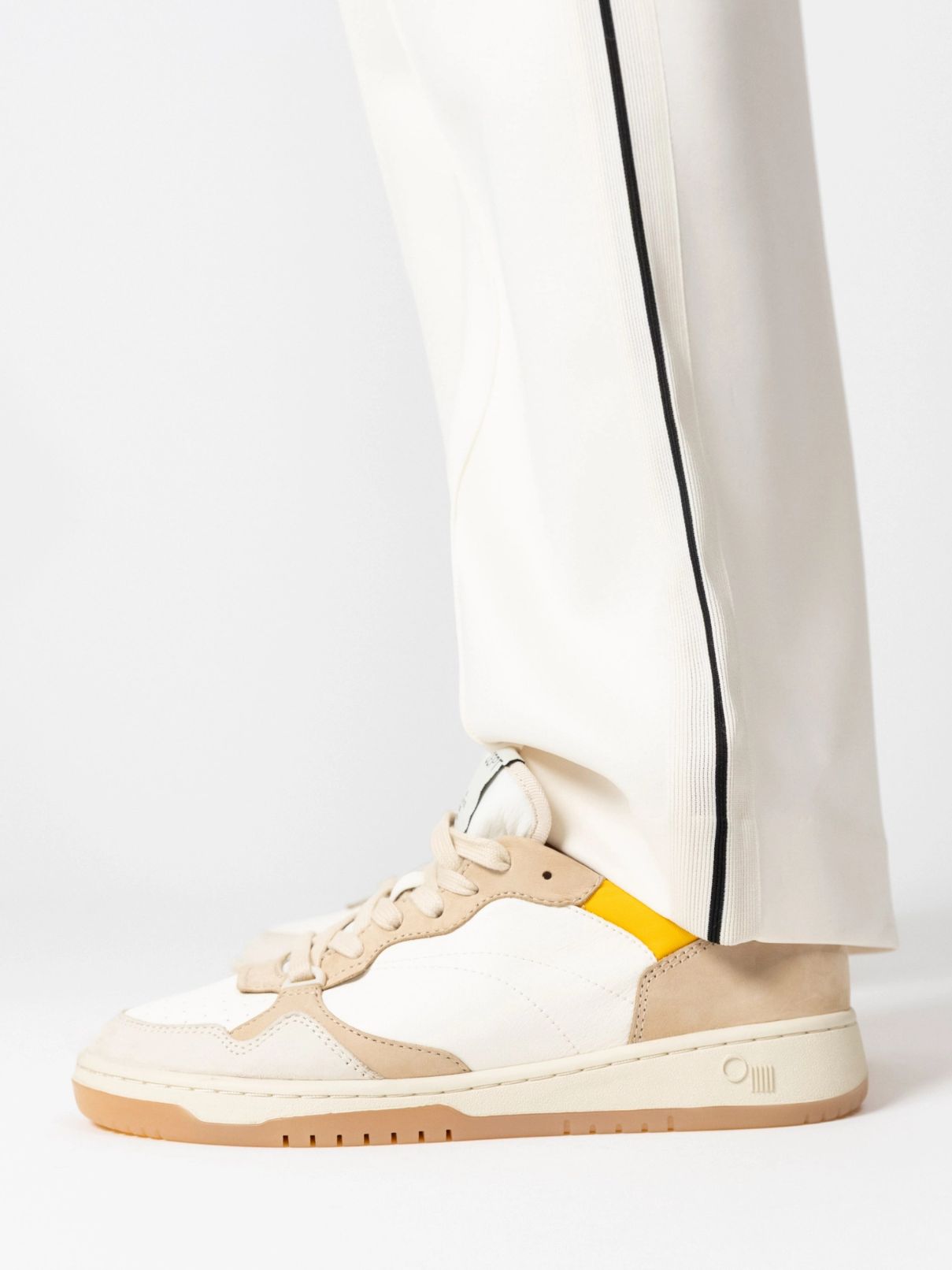 Oncept Phoenix Sneaker in Vanilla