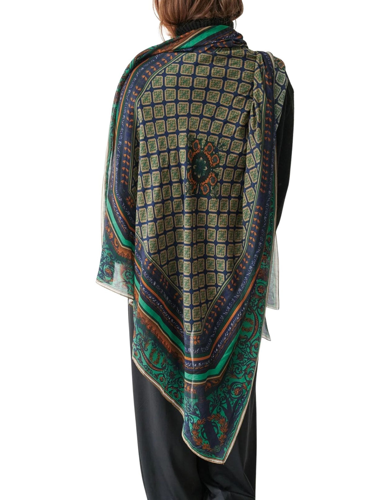 One Hundred Stars Amulet Scarf in Emerald