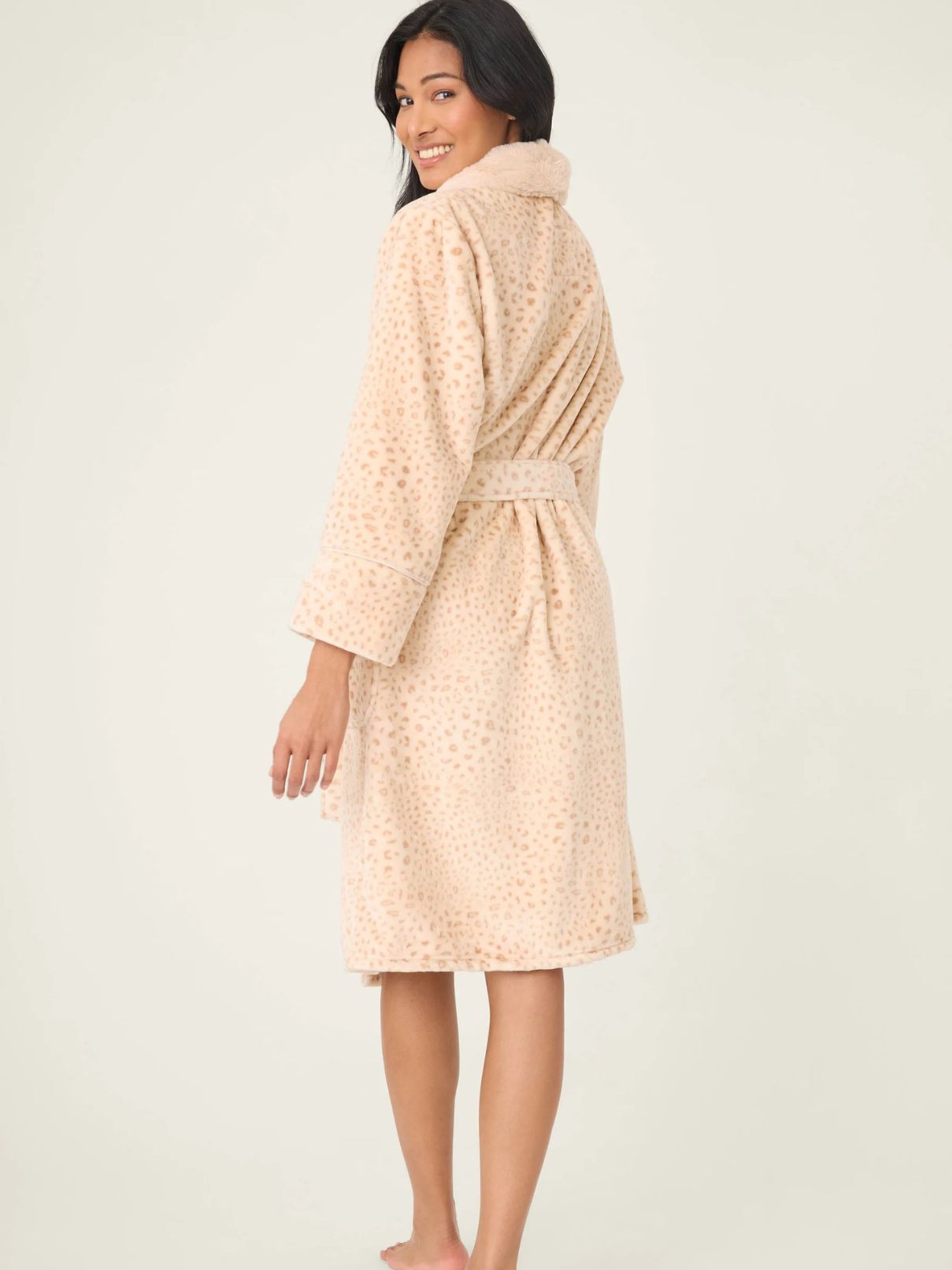 PJ Salvage Luxe Plush  Robe in Champagne Leopard