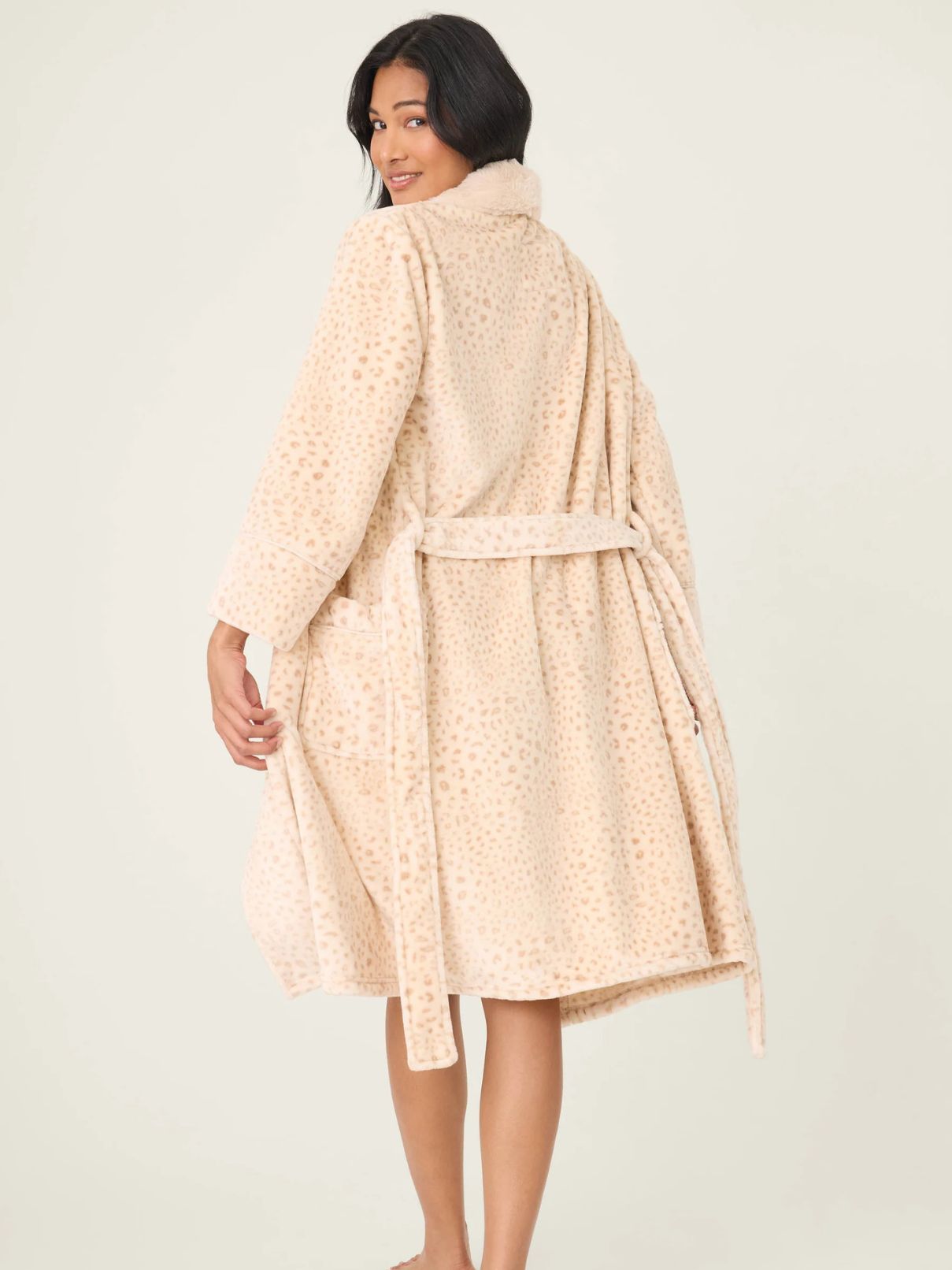 PJ Salvage Luxe Plush  Robe in Champagne Leopard