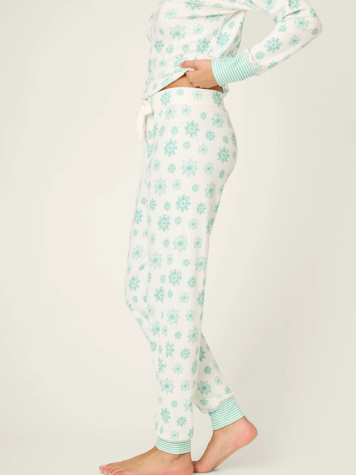 PJ Salvage Pj Set in Snowflake Wishes