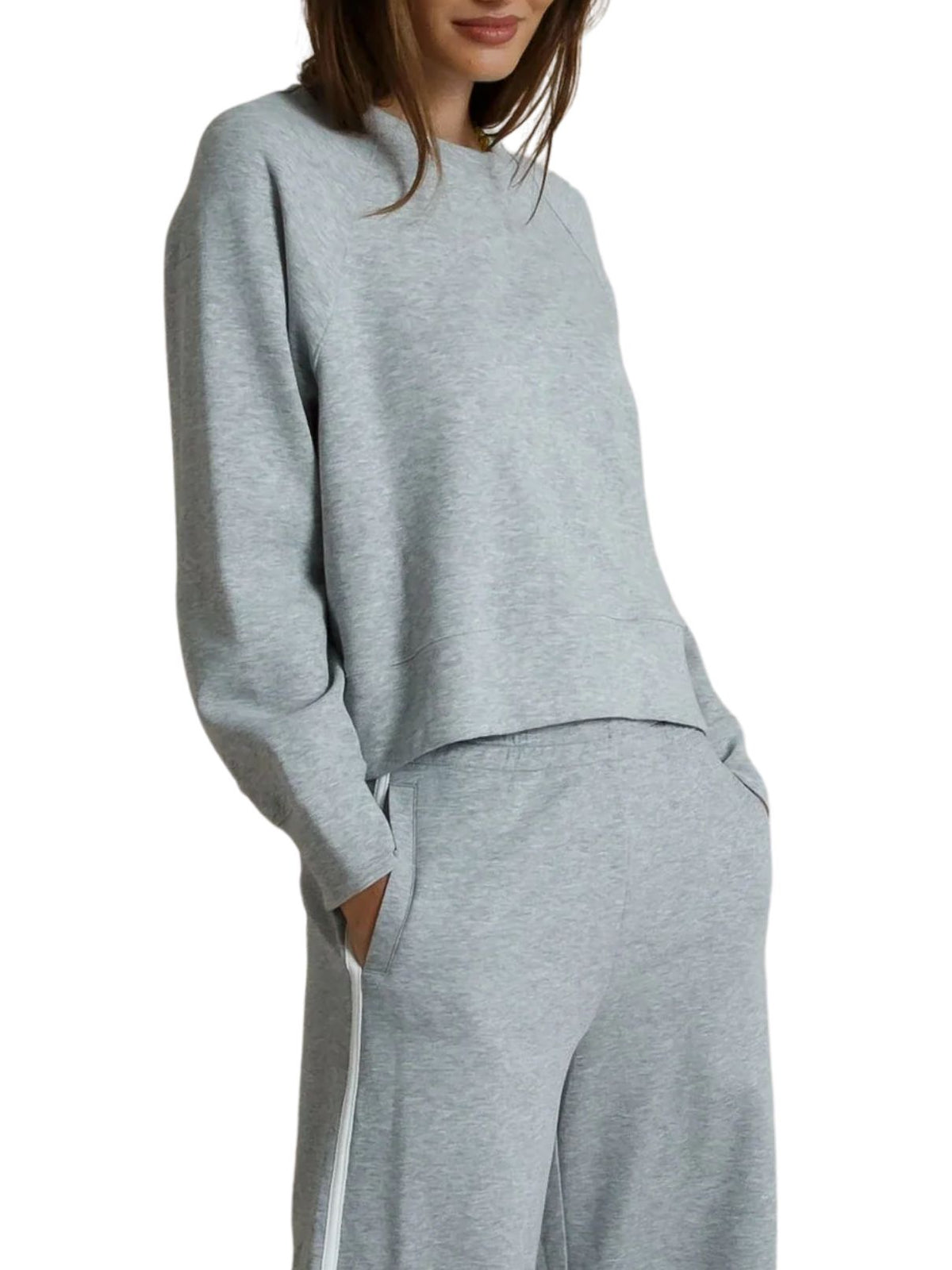 Perfect White Tee Nell Raglan Travel Sweatshirt in Heather Grey