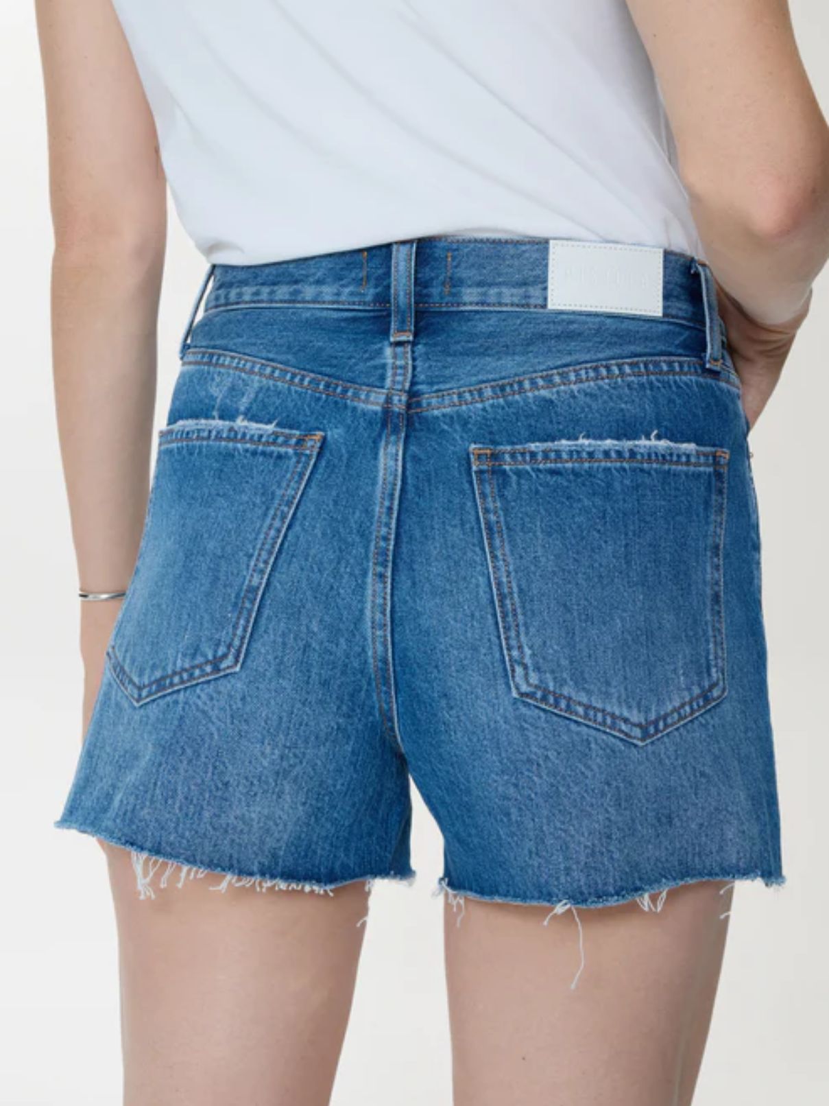 Pistola Nova Short in Calling