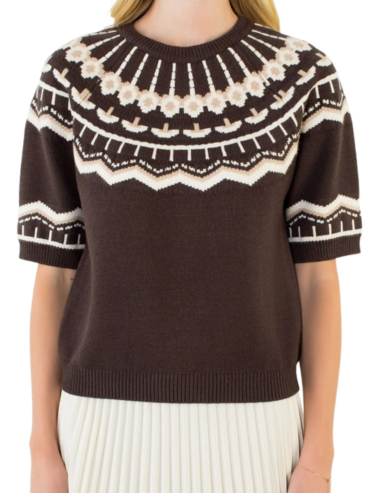 Short Sleeve Pattern Sweater – Brown