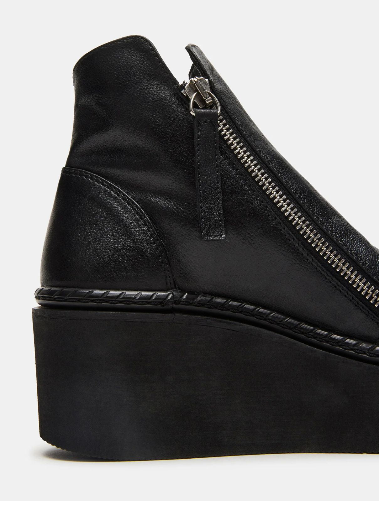 Steve Madden Drift Platform Boot in Black Leather
