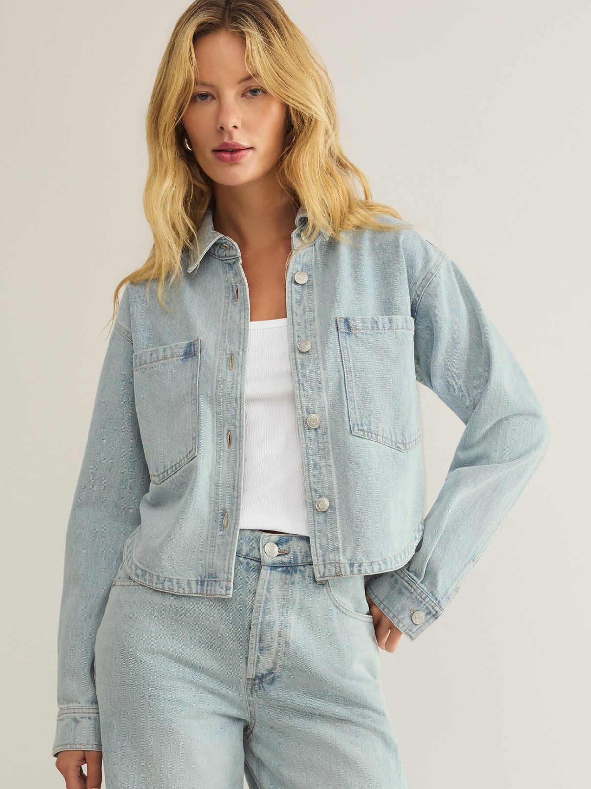 Z Supply All Day Cropped Denim Jacket in Faded Indigo