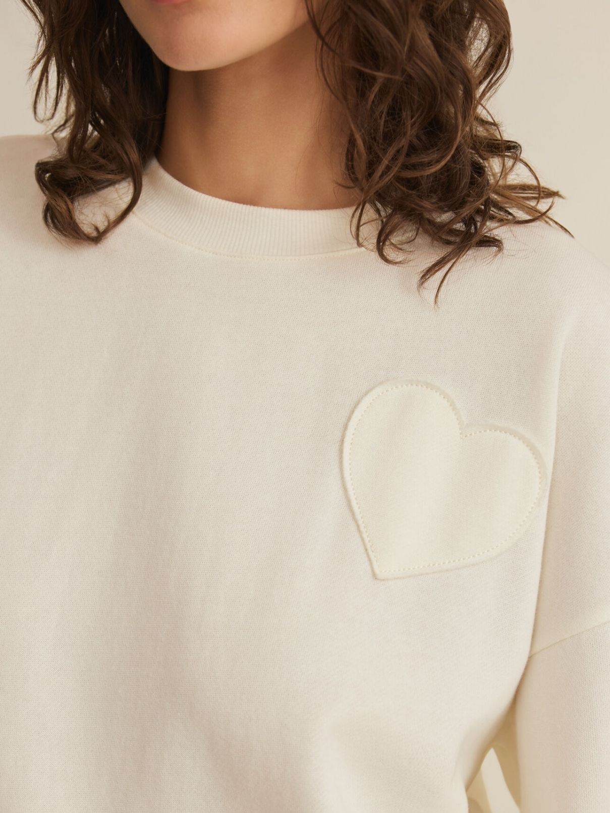 Z Supply Heart It Sweatshirt in Vanilla