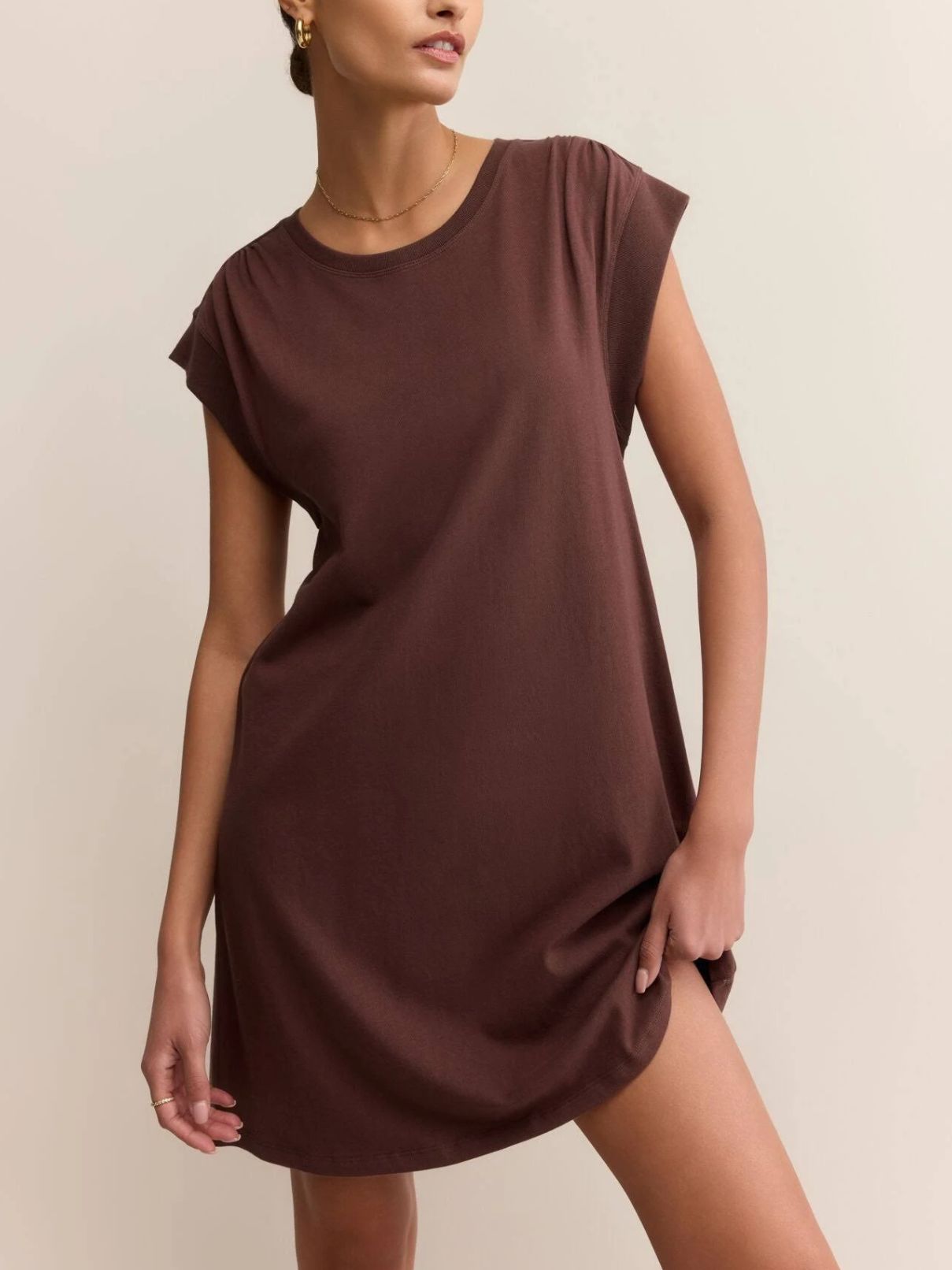 Z Supply Routine Shift Mini in Sandlewood