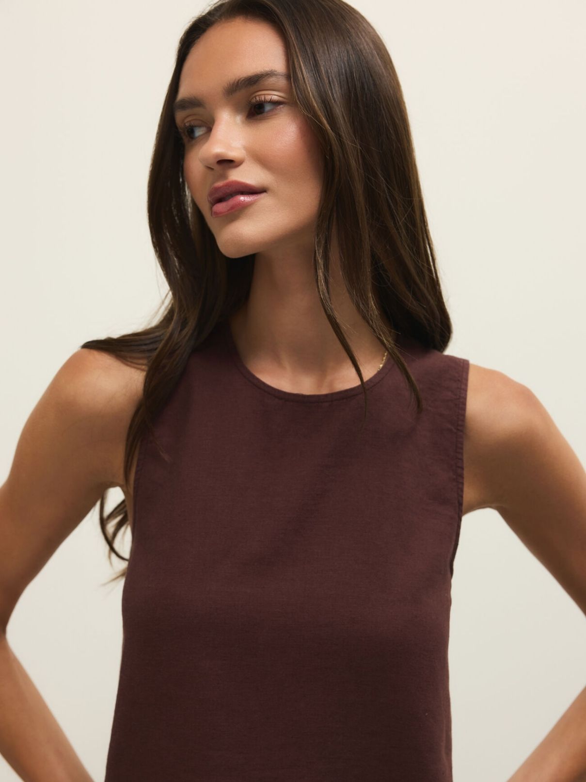 Z Supply Sloane Linen Top in Chocolate Cherry