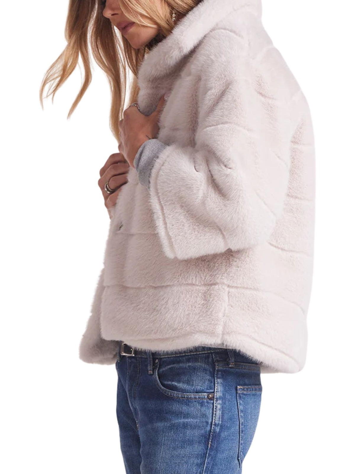 bobi LA Boxy Dinner Faux Fur Jacket in Champagne