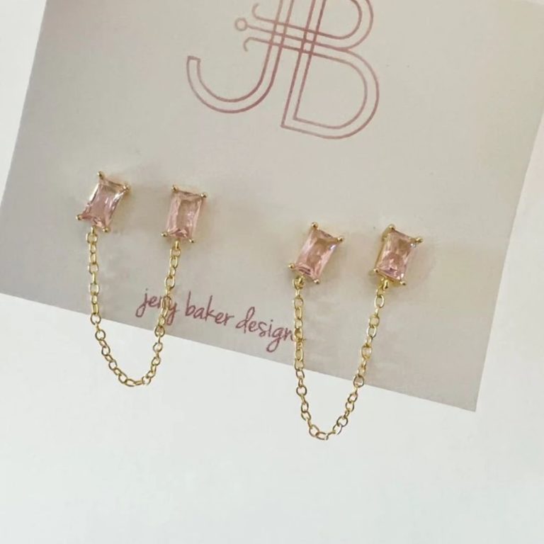 baguette double chain studs in pink