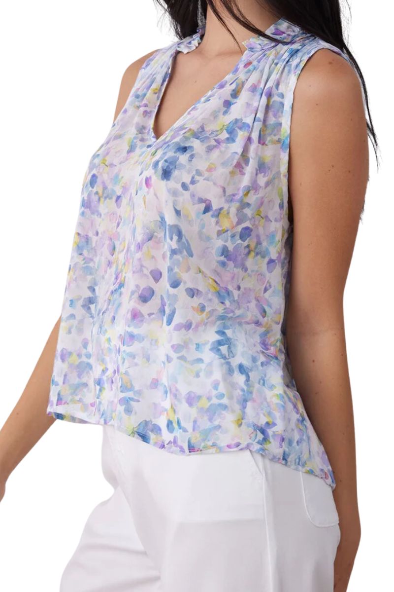 bella dahl ruffle neck tank in orchid floral