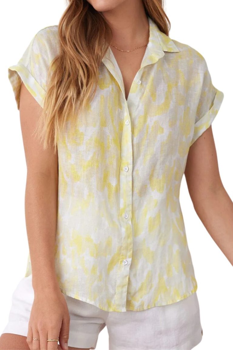 bella dahl s/s button down top in layered spots print