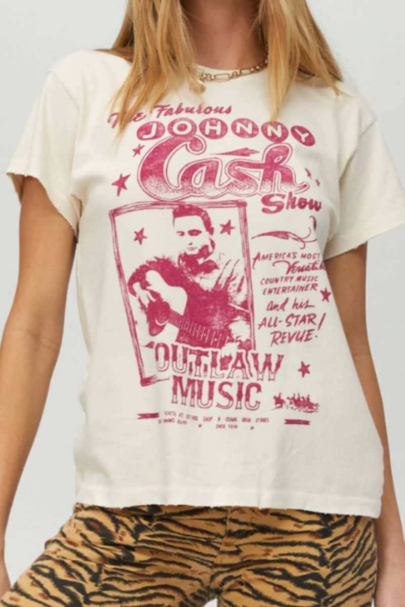 daydreamer 100 cotton johnny cash outlaw music tour tee in sand 107568