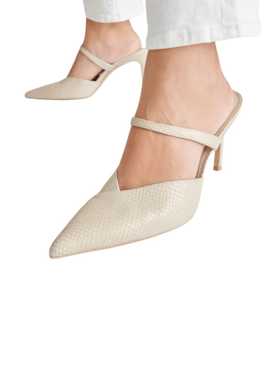 dolce vita kanika heel in champagne textured leather