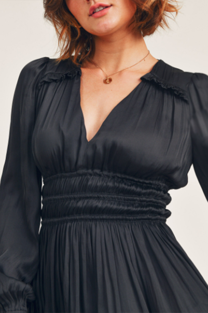 elastic waist dress with ruffle sleeves in black 98111
