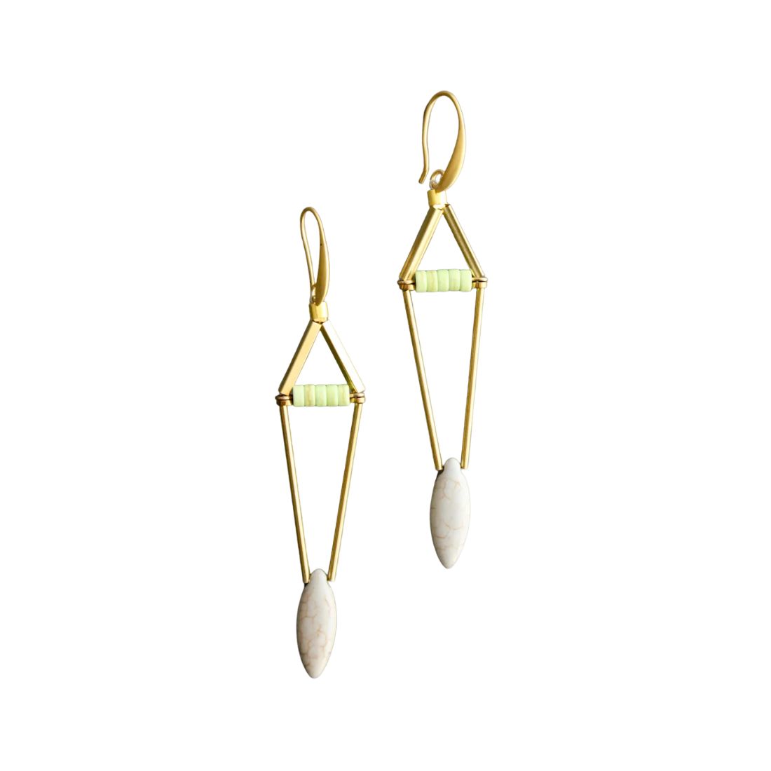 gray lime and brass earring 111843