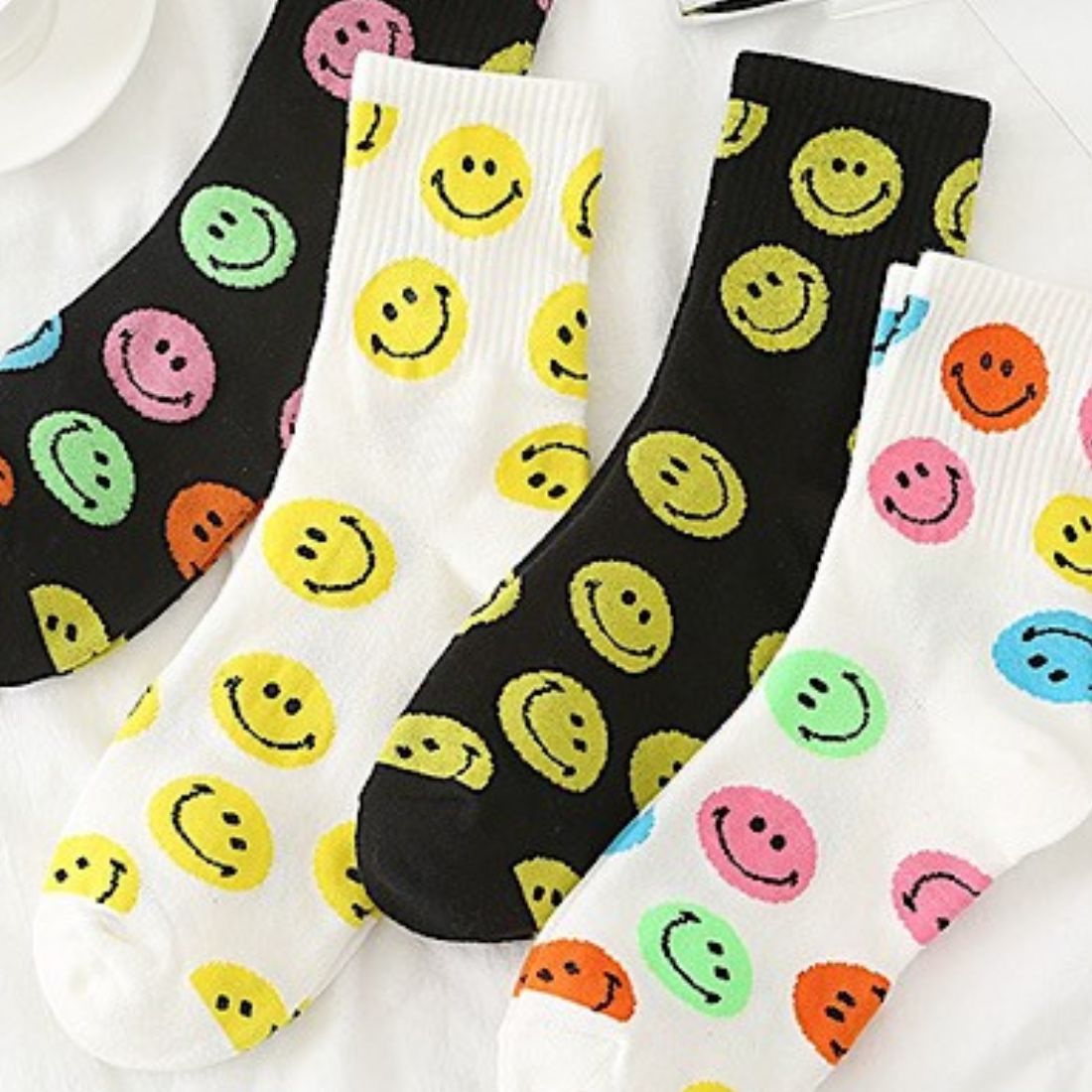 smiley socks in white with yellow smiley faces 111317