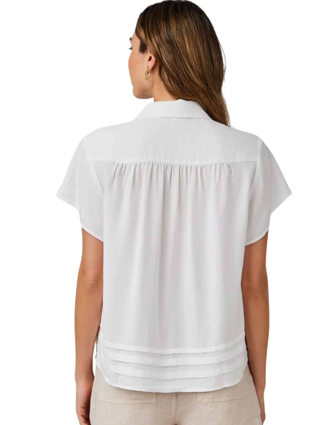 bella dahl cap sleeve button top in white