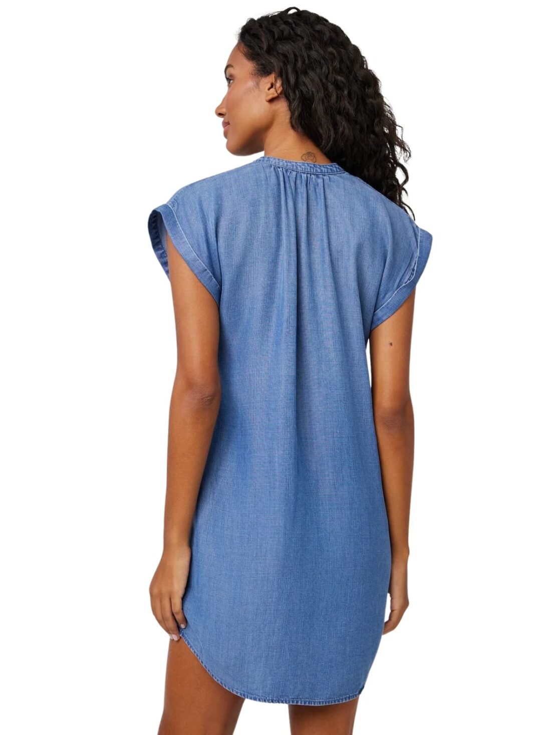 bella dahl cap sleeve henley in moonlight