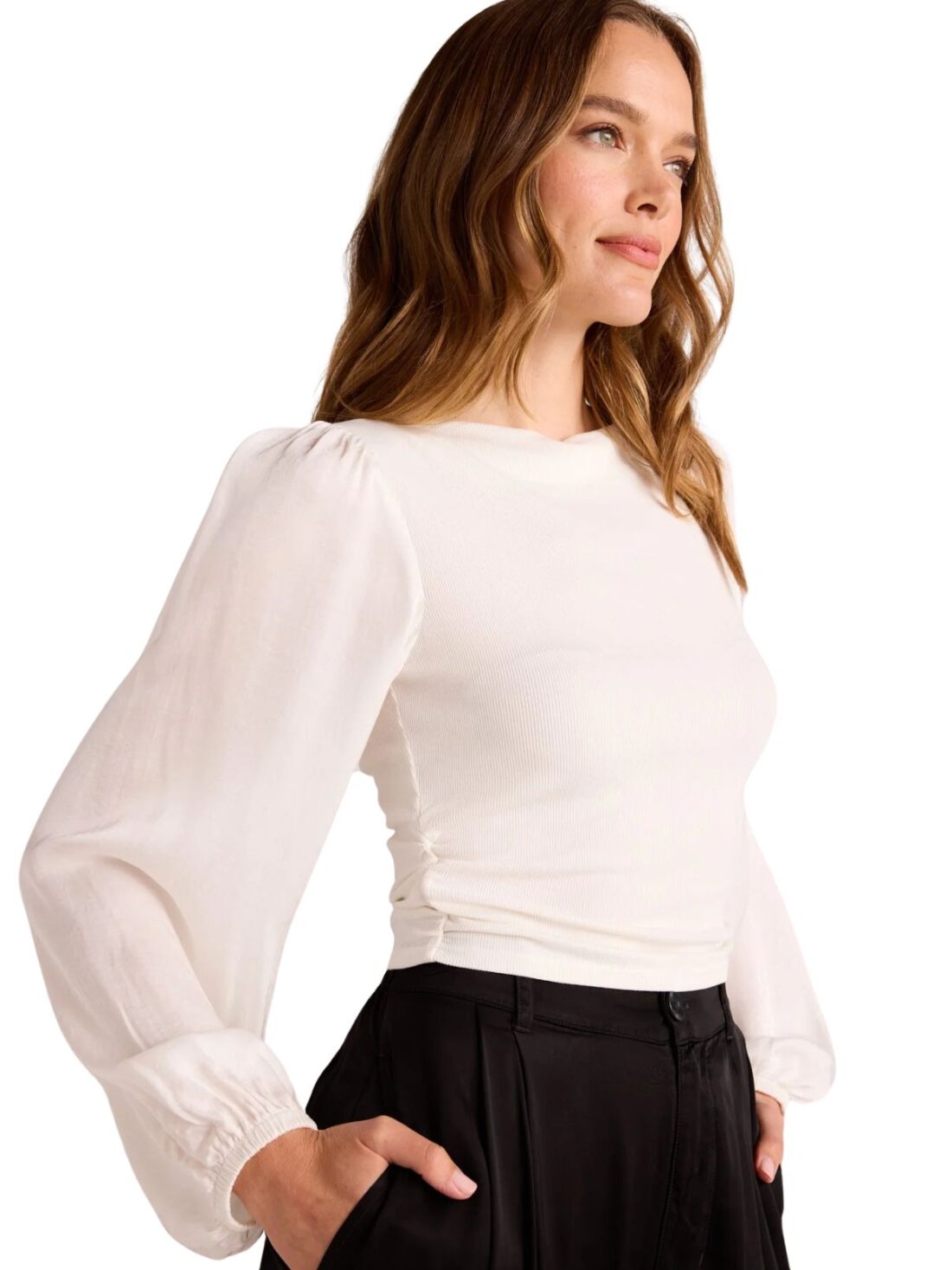 bella dahl ruched flowy blouse in winter white