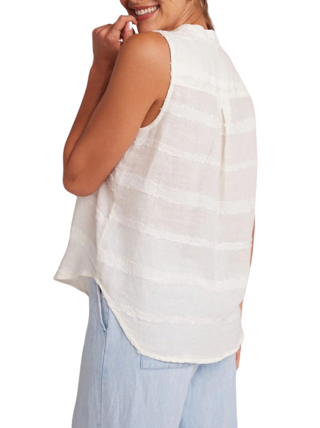 bella dahl sleeveless button down blouse in white