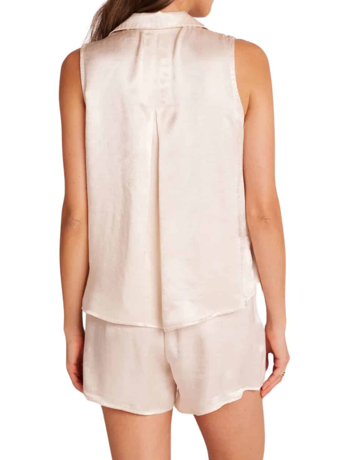 bella dahl sleeveless button down in playa sand