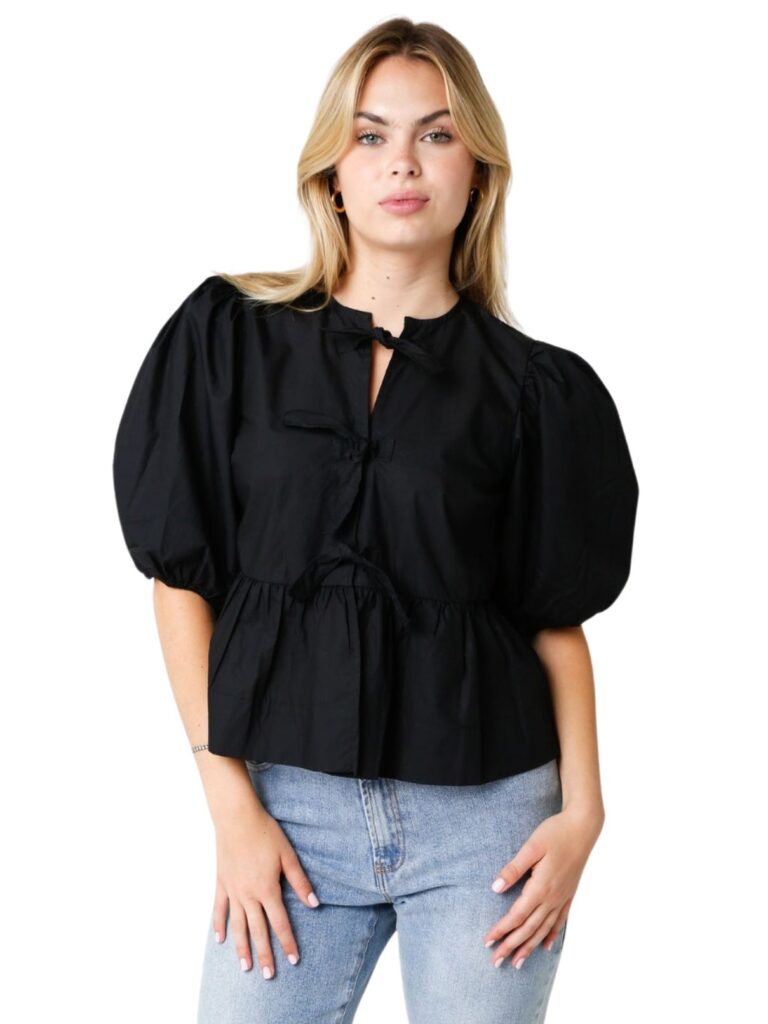 olivaceous triple tie top in black