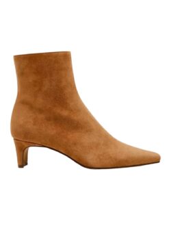 steve madden delvie boot in chestnut suede