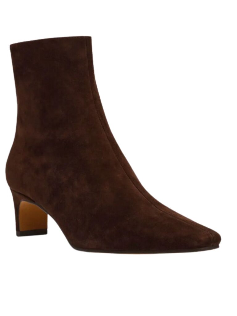 steve madden delvie kitten heel boot in brown suede