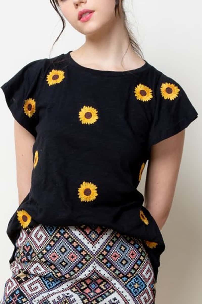 daisy tee